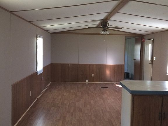 2nd image of 100 Fernwood Dr