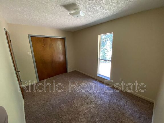 3rd image of 1 Butler Dr #9