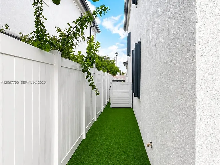 10944 W 35th Ln — Photo 20