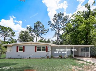 7904 Cezanne Dr N, Jacksonville, FL 32221