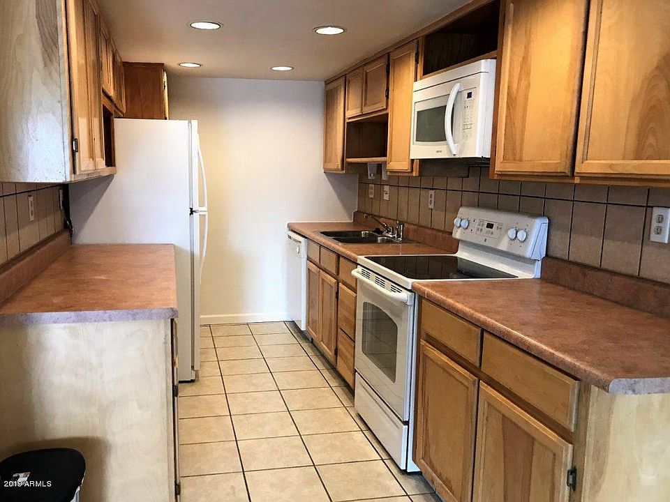 2nd image of 5941 W Seldon Ln