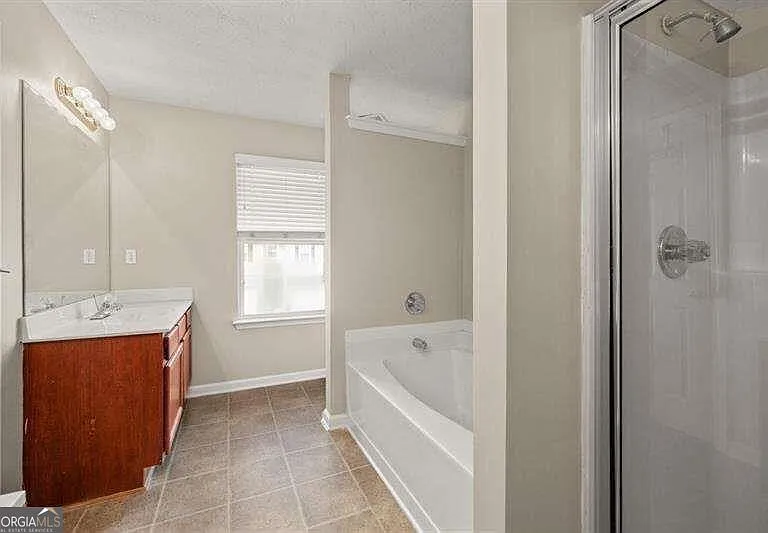 37 Providence Oak Ln — Photo 26