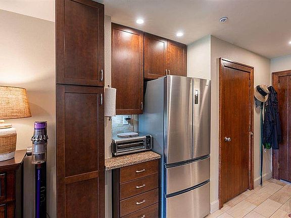 4th image of 314 N Tamarron Dr Unit 225