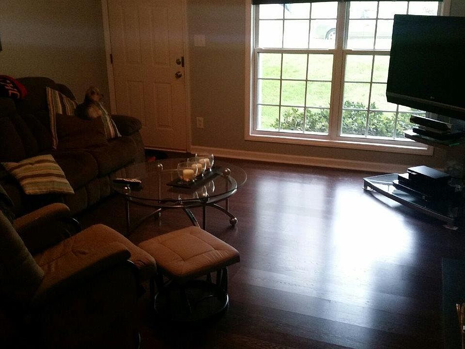 2nd image of 1321 Brompton Ln