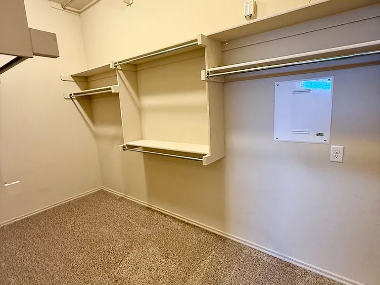 706 Sedona Dr — Photo 15