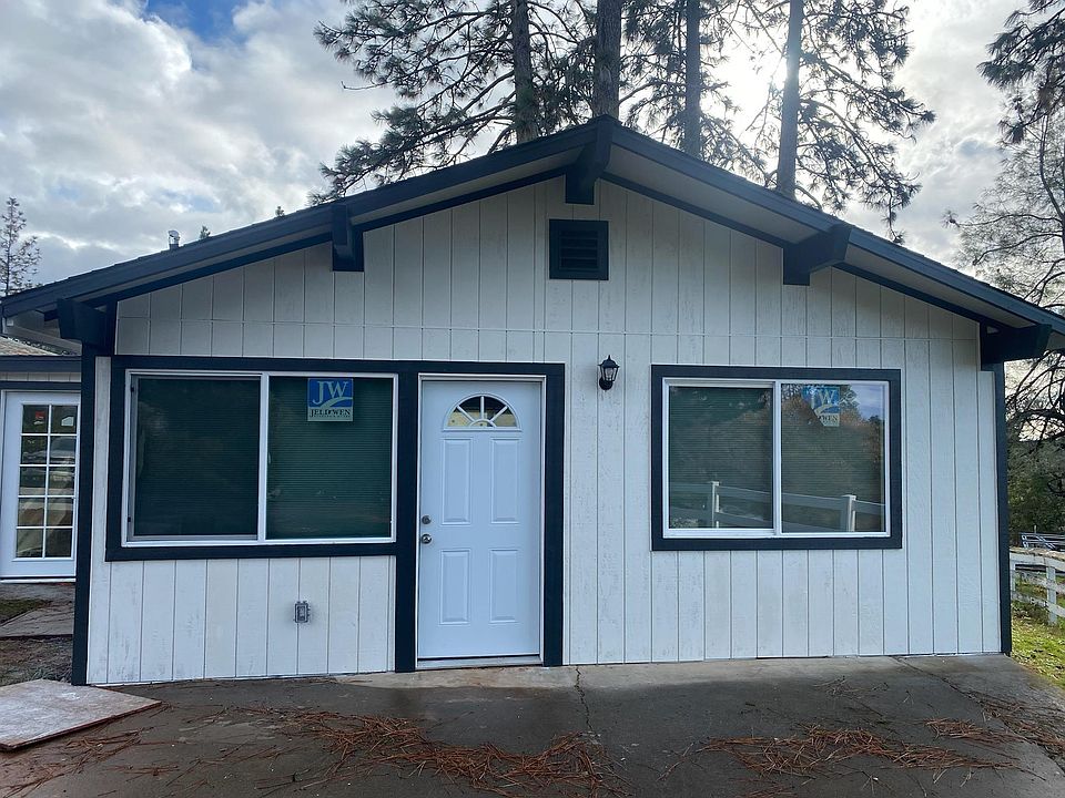 Front of the unit