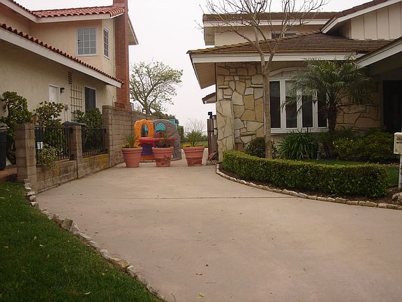 Additional driveway for at least 3 cars!