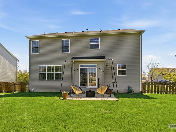 3rd image of 4355 Schofield Dr