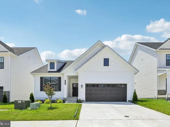 653 Hoot Owl Ln, La Plata, MD 20646