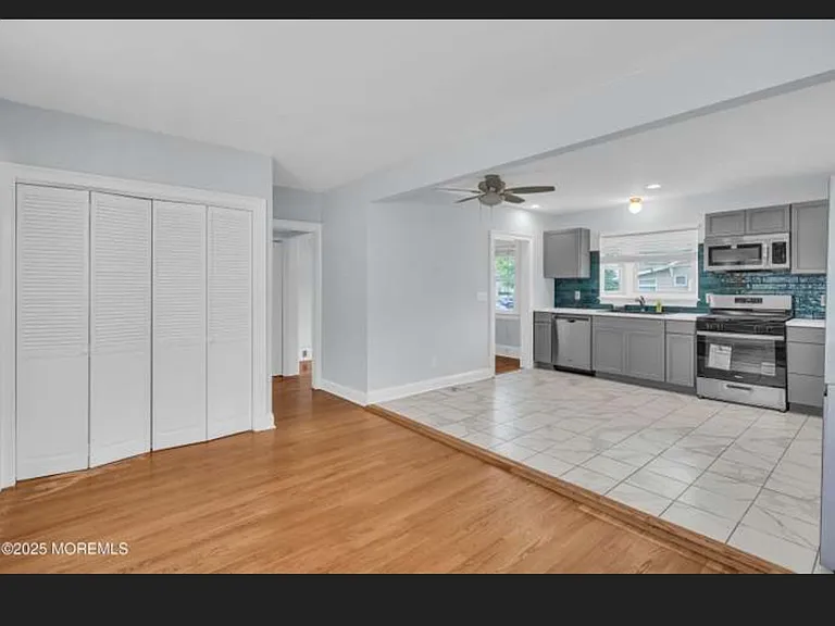 645 Campbell Ave — Photo 18