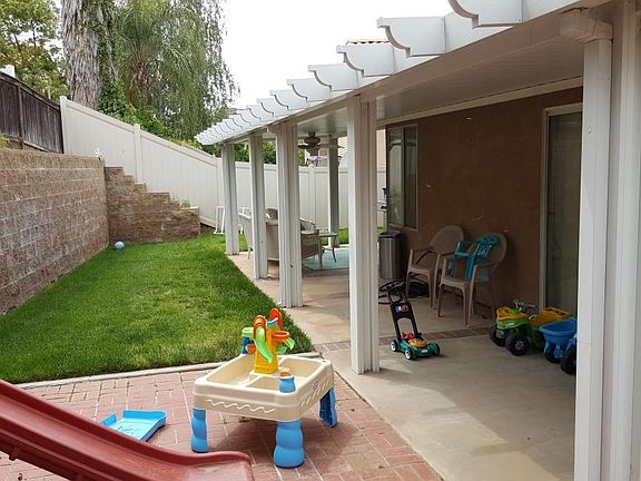 4th image of 34919 Hollyoak Way