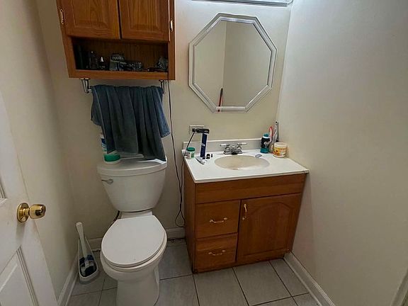 5th image of 916 E Old Willow Rd APT 102