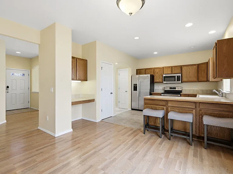 5604 Mehr Ave — Photo 16