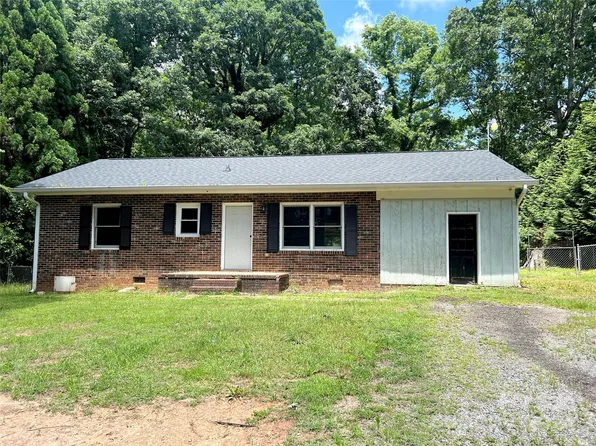2753 Harmony Hwy, Harmony, NC 28634