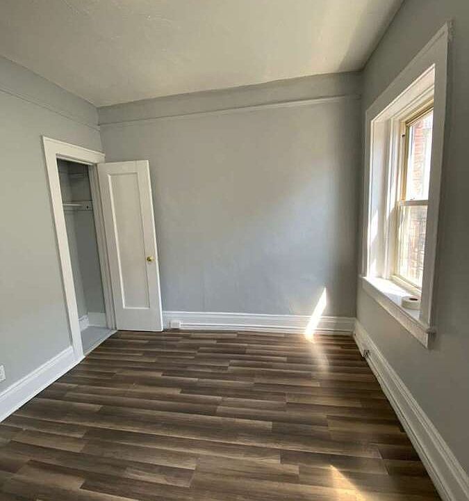 1st image of 107 Elm St #9