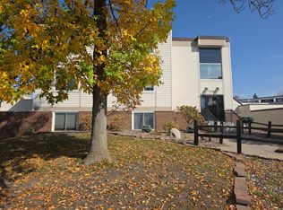 10720 Rockford Rd APT 208, Plymouth, MN 55442