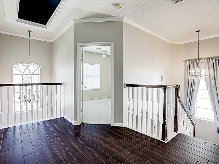 4425 Mildred St — Photo 27