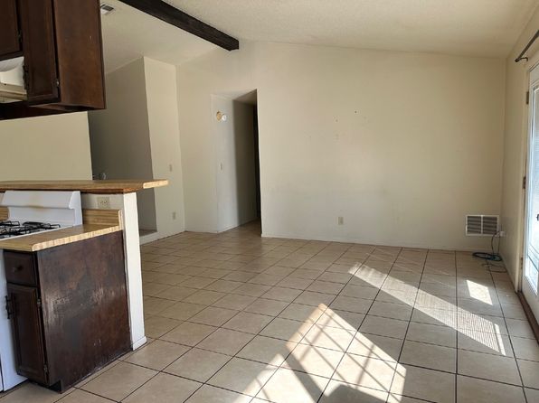 623 Highland Cir