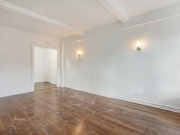 4th image of 156 E 37th St APT 8D