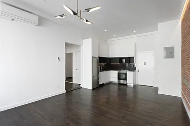 Rented by Brighton Management