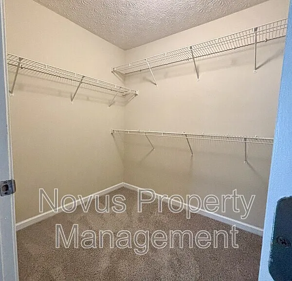 515 Lawson St — Photo 17