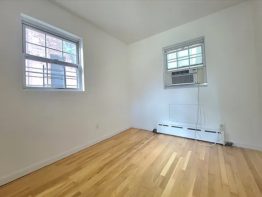 Rented by AZ REALTY NYC LLC | media 22