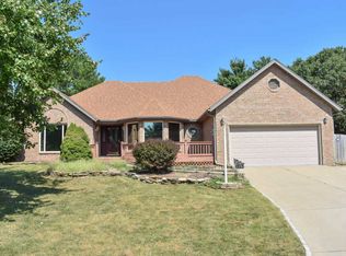 3351 W Driftwood Ct, Springfield, MO 65807