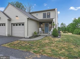 37 W Ridge Rd, Elizabethtown, PA 17022