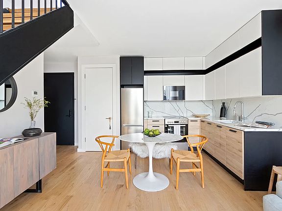 5th image of 412 Fenimore St Penthouse B