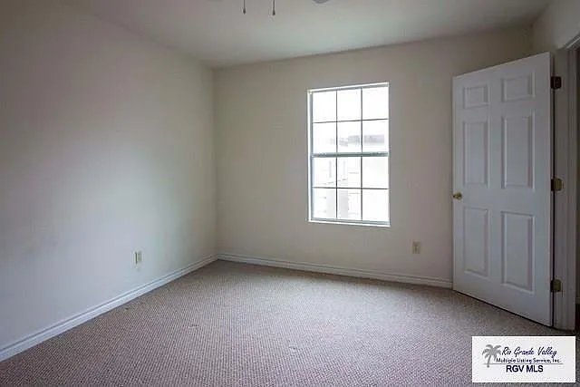 142 Country Club Rd #5 — Photo 9