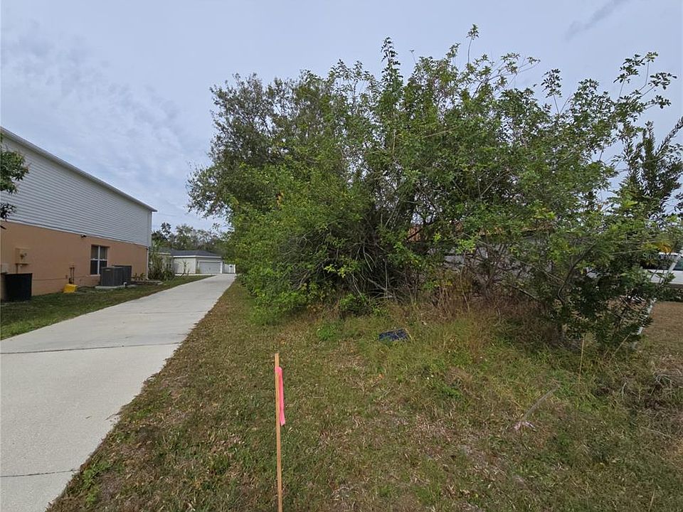 1st image of 705 Wombat Way #9