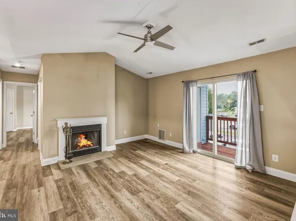 412 Atlanta Ct, Sewell, NJ 08080