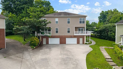 3516 Walnut Grove Ln NE Photo 1 3516 Walnut Grove Ln NE Photo 1