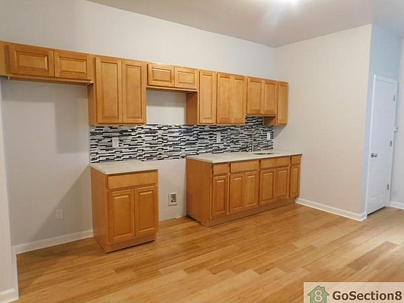 2nd image of 2542 N Marston St