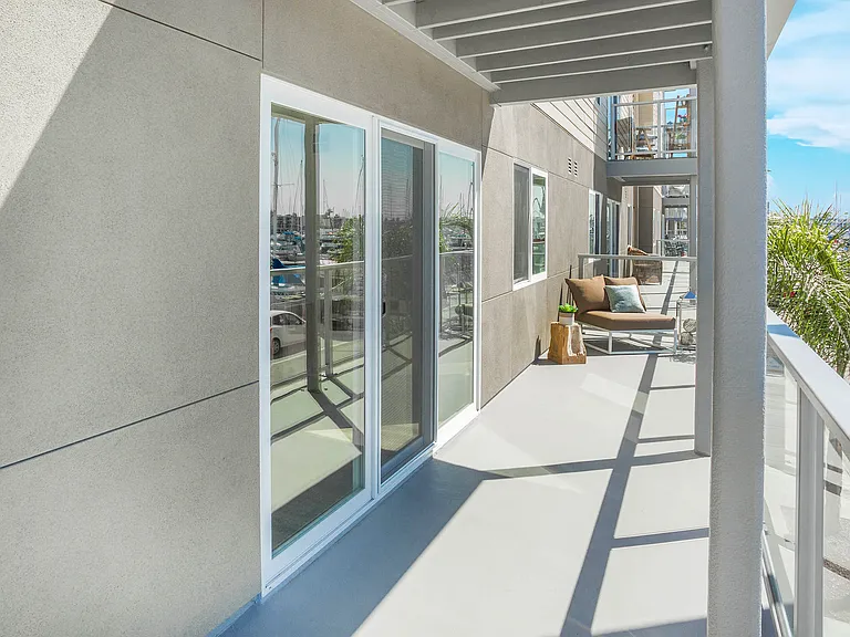 Wayfarer Apartments + Marina — Photo 22