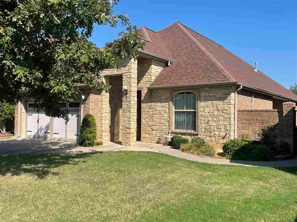 3608 NE Willow Way, Lawton, OK 73501