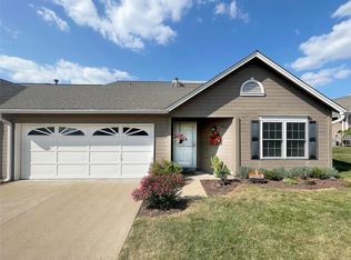 4800 Haynes Dr #16D, Saint Charles, MO 63304