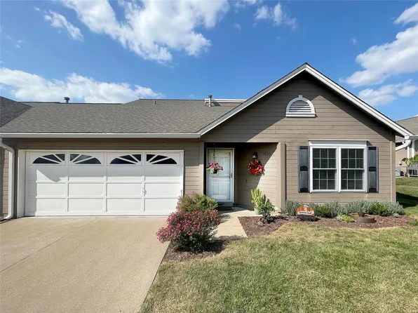 4800 Haynes Dr #16D, Saint Charles, MO 63304