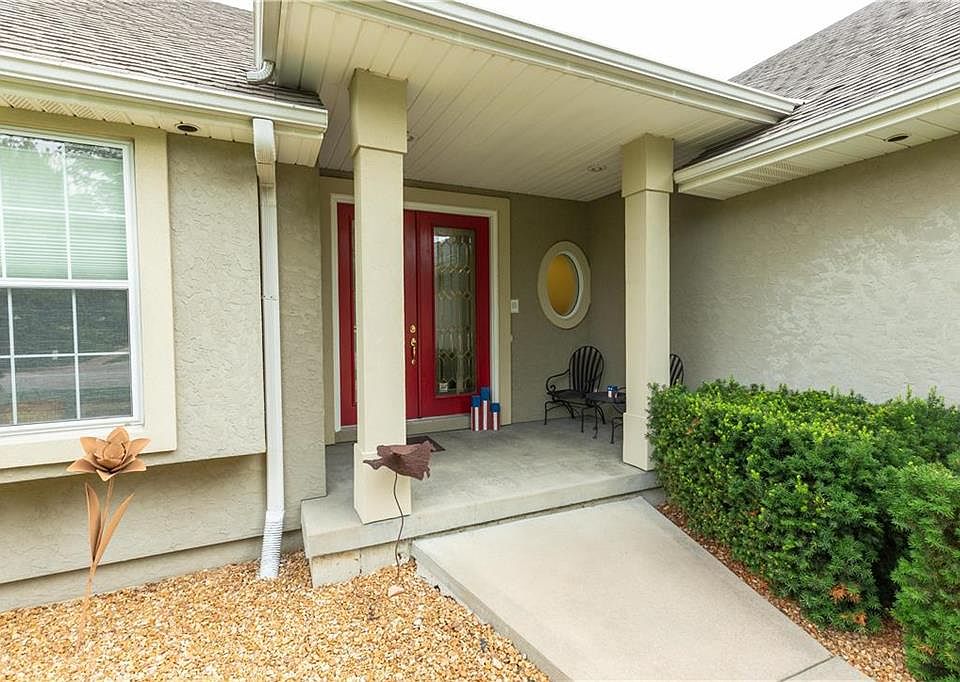 1st image of 1014 Foxtail Dr