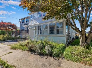 310 Lighthouse Rd, New Haven, CT 06512