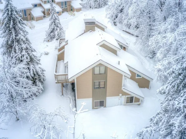 79 Clover Lane #759A, Peru, VT 05152