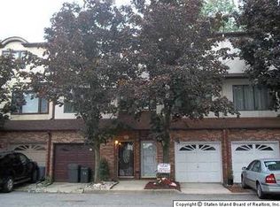 25 Mercury Ln, Staten Island, NY 10314