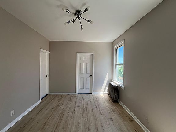 2nd image of 241 Duncan Ave #5E