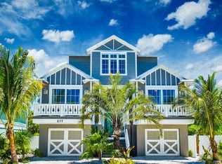 207 65th St #3, Holmes Beach, FL 34217