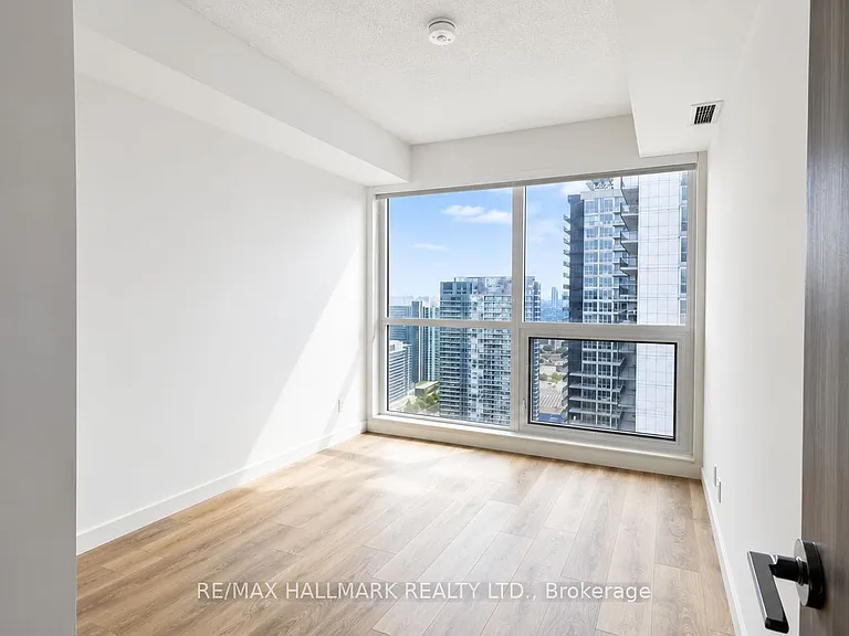 27 McMahon Dr #3109 — Photo 9
