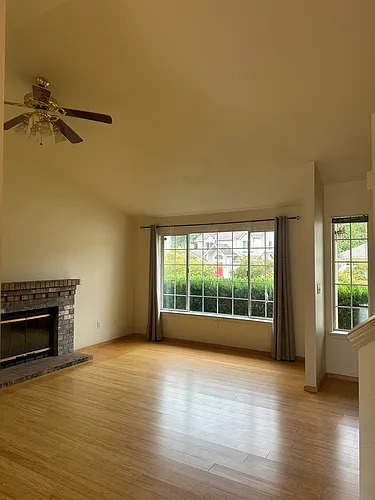 12430 107th Pl NE Photo 1