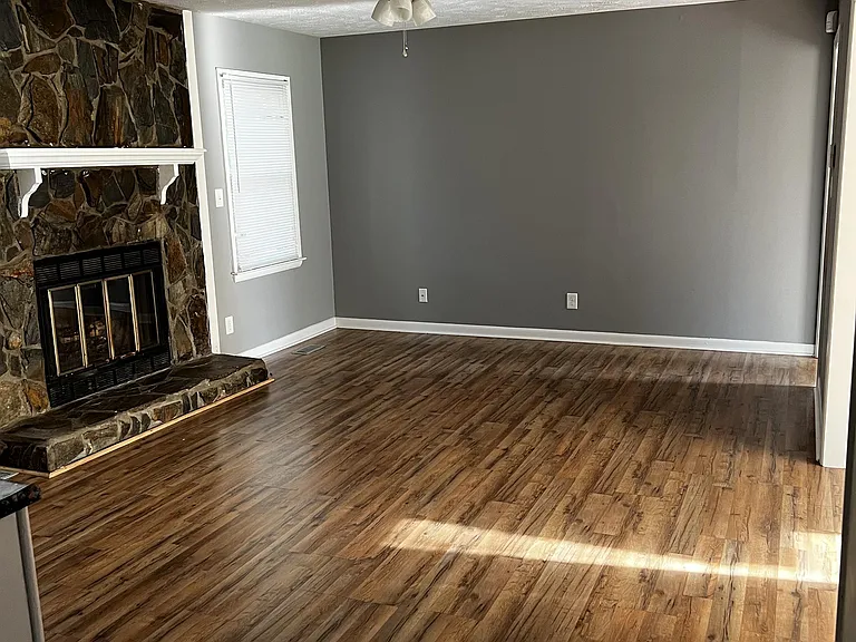 735 Prestige Blvd — Photo 4