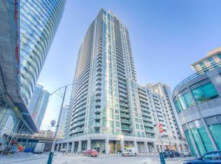 19 Grand Trunk Cres #2008, Toronto, ON M5J 3A3