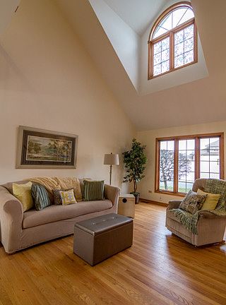 5th image of 10006 Emerald Ct
