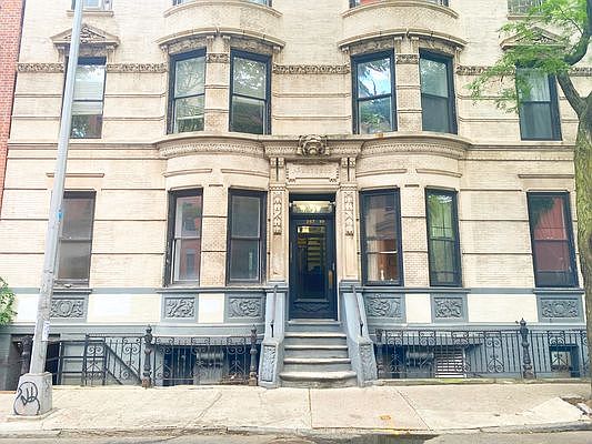 1st image of 287 W 4th St APT 2